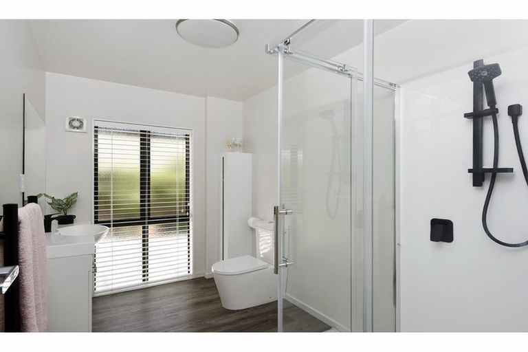 Photo of property in 16 Windleborn Place, Richmond, 7020