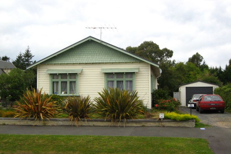 Photo of property in 71 Main Road, Fairfield, Dunedin, 9018