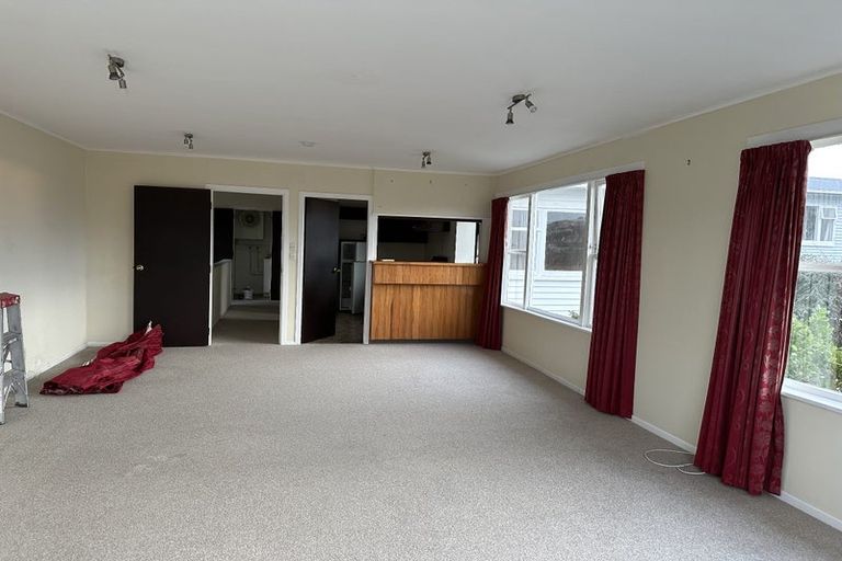 Photo of property in 6 Walker Avenue, Paremata, Porirua, 5026