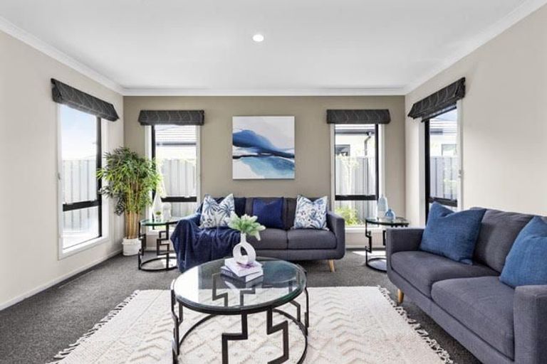 Photo of property in 19 Haast Place, Poraiti, Napier, 4112