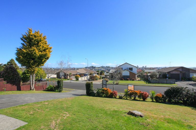 Photo of property in 7 Rosehill Place, Nawton, Hamilton, 3200