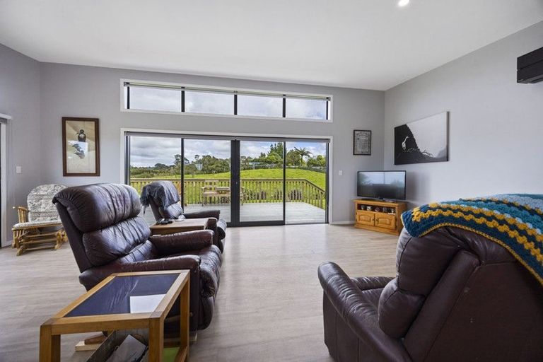 Photo of property in 621 Climie Road, Cardiff, Stratford, 4391