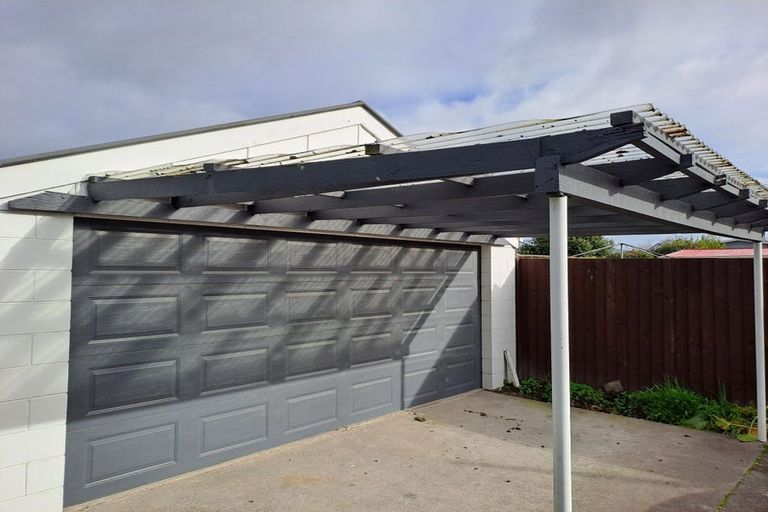 Photo of property in 7 Storry Place, Avonhead, Christchurch, 8042