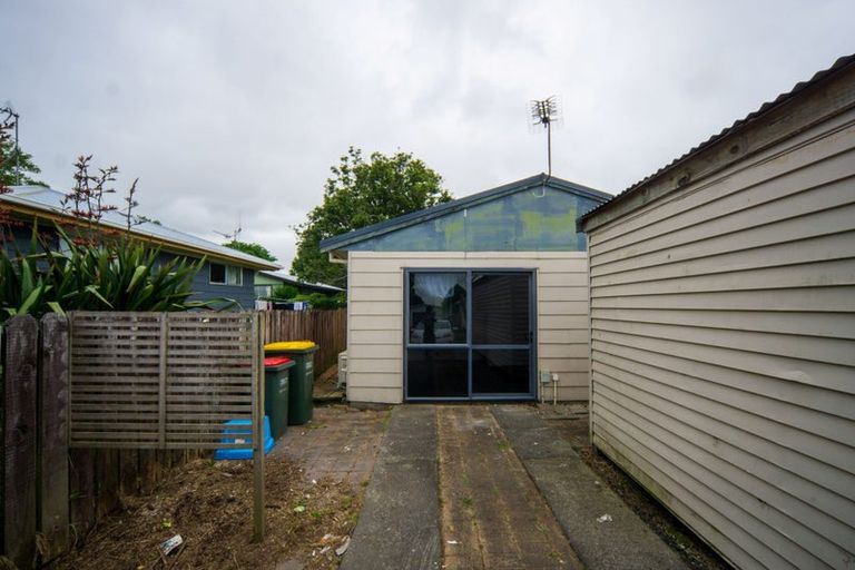 Photo of property in 27 Crawshaw Drive, Nawton, Hamilton, 3200