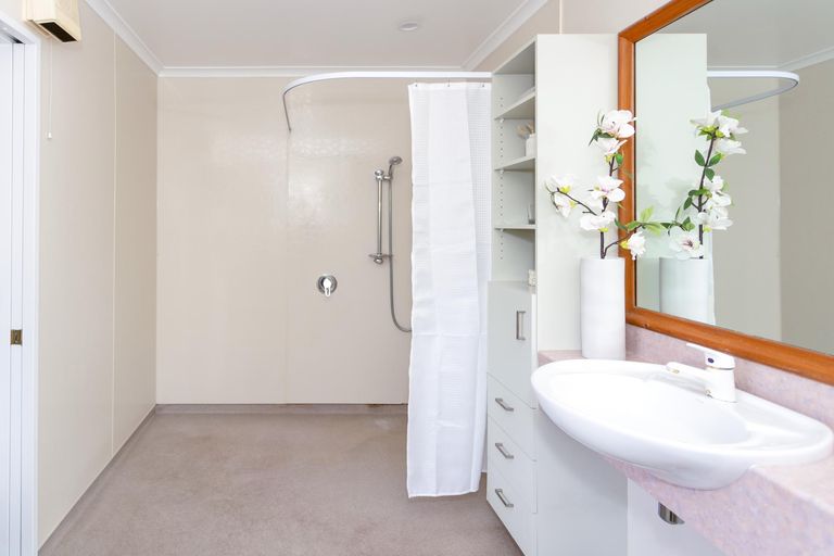 Photo of property in 18 Jessop Street, South Hill, Oamaru, 9400