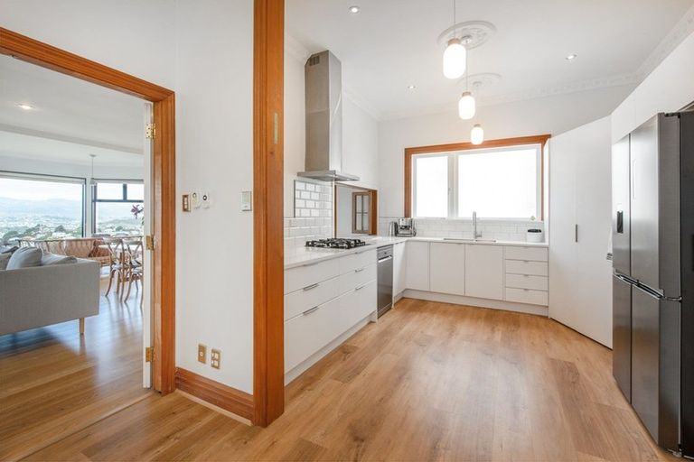 Photo of property in 33 Karepa Street, Brooklyn, Wellington, 6021