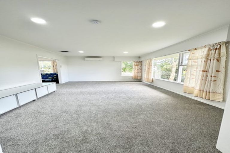 Photo of property in 86 Marlborough Avenue, Glenfield, Auckland, 0629