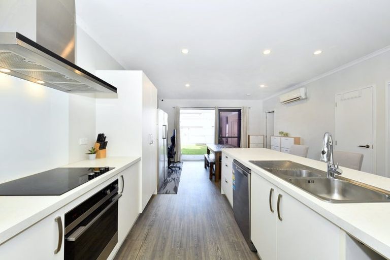 Photo of property in 25 William Dawson Crescent, Wigram, Christchurch, 8025