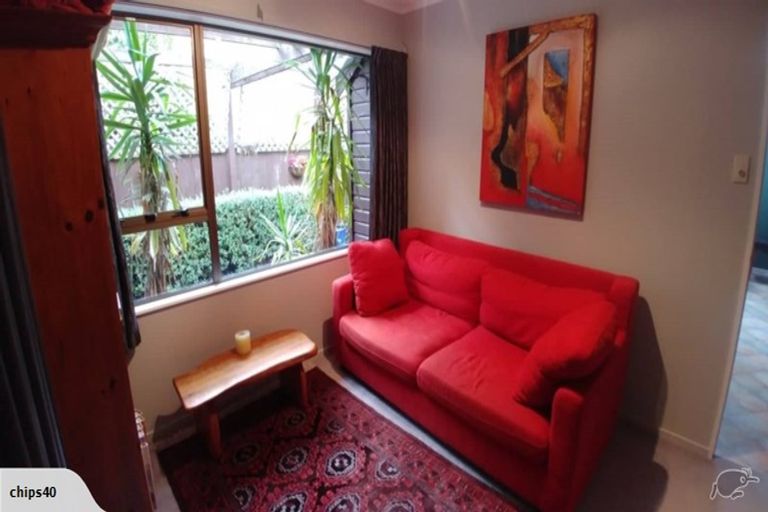 Photo of property in 70a Amapur Drive, Khandallah, Wellington, 6035