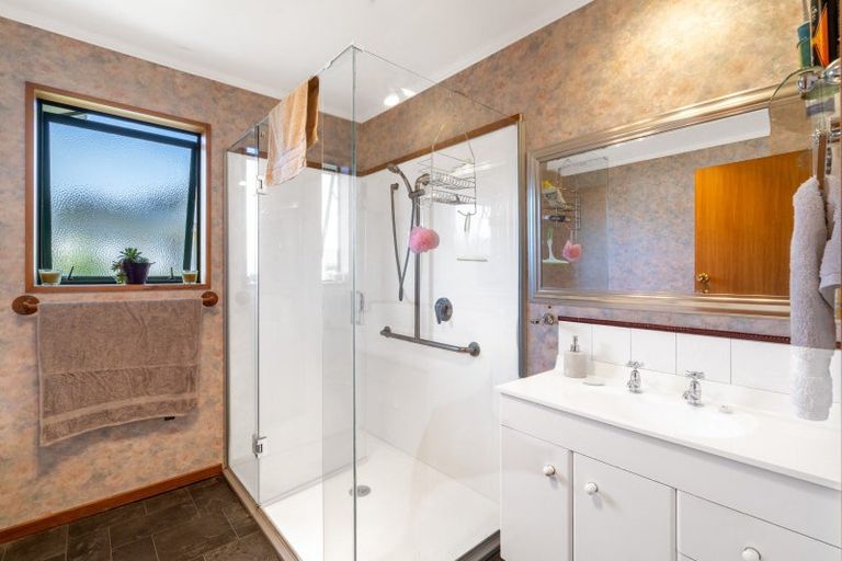 Photo of property in 15 Union Street, Winton, 9720