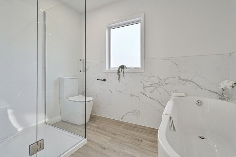 Photo of property in 9d Church Road, Taradale, Napier, 4112