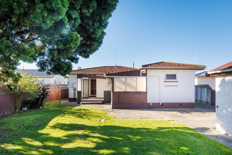 Photo of property in 14 Kingston Street, Awapuni, Palmerston North, 4412