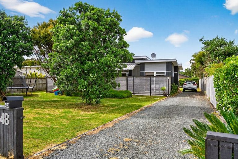 Photo of property in 48 Seabreeze Road, Mangawhai Heads, Mangawhai, 0505