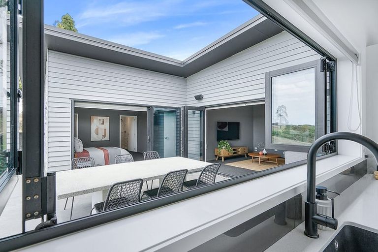 Photo of property in 224 Baverstock Road, Grandview Heights, Hamilton, 3200