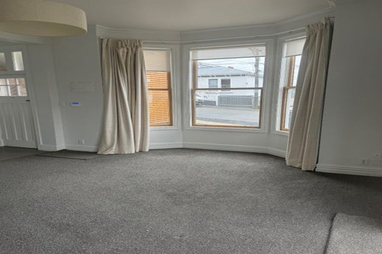 Photo of property in 9 Maarama Crescent, Aro Valley, Wellington, 6021