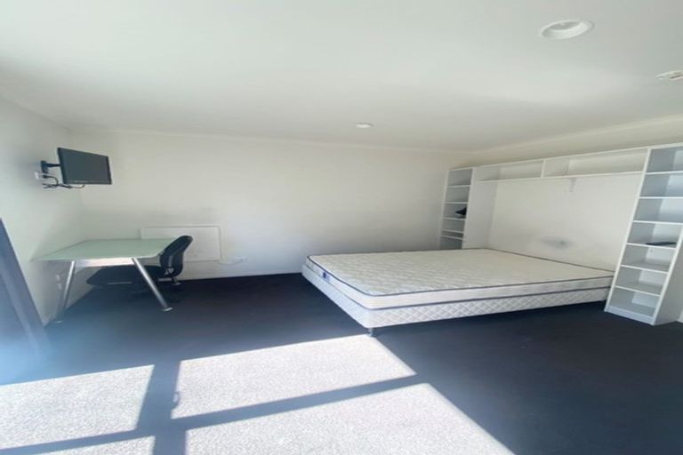 Photo of property in 2/54 May Street, Hamilton East, Hamilton, 3216