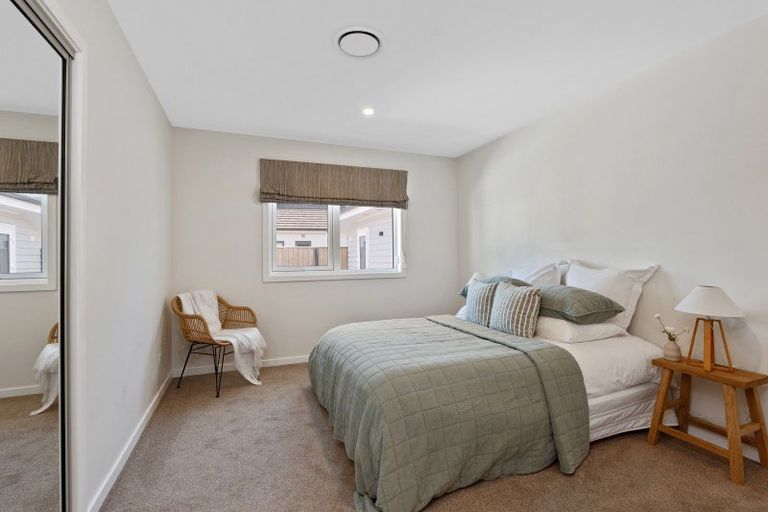 Photo of property in 43 Wai-iti Terrace, Burnside, Christchurch, 8052