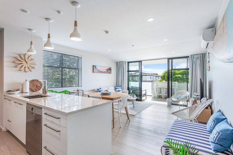 Photo of property in 8/388 Hibiscus Coast Highway, Orewa, 0931