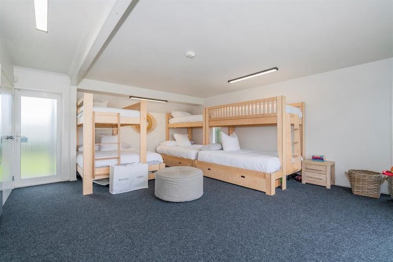 Photo of property in 100 Cordyline Crescent, Matarangi, Whitianga, 3592