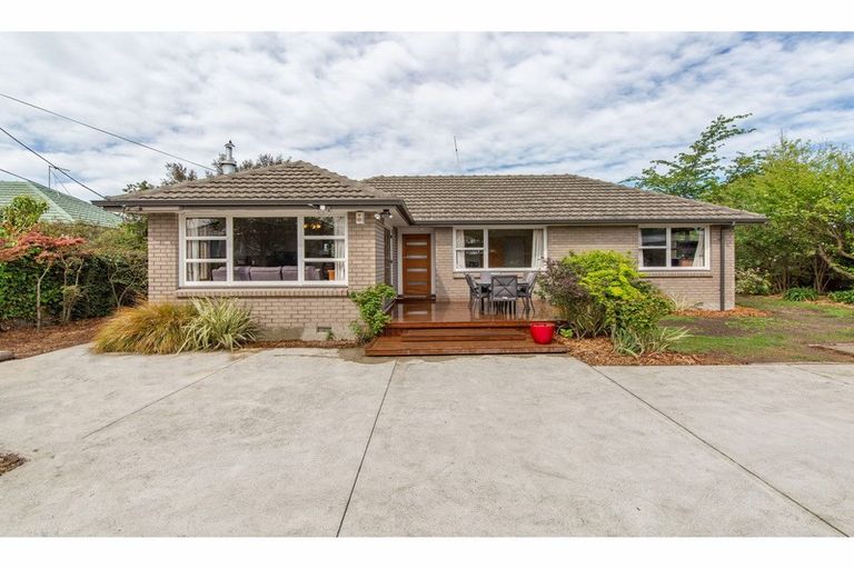 Photo of property in 32 Horton Place, Avondale, Christchurch, 8061