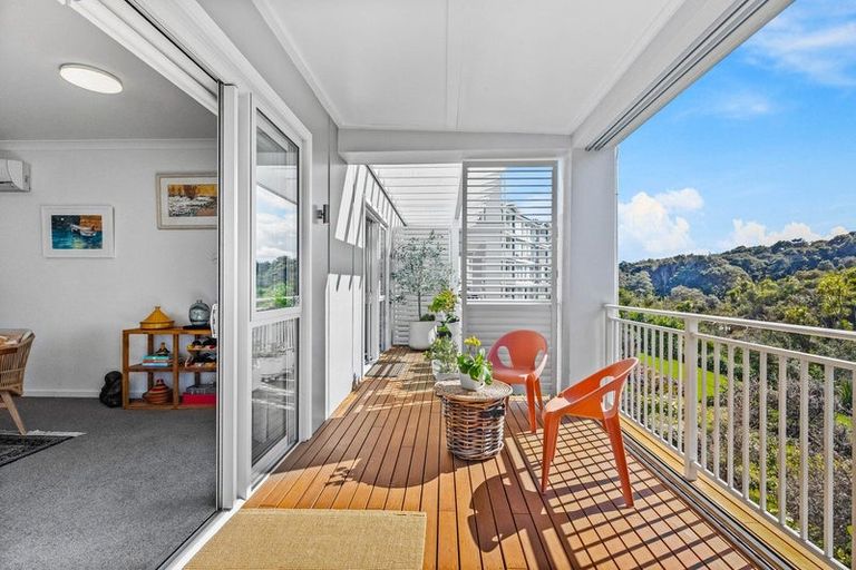 Photo of property in 90 Eaves Bush Parade, Orewa, 0931