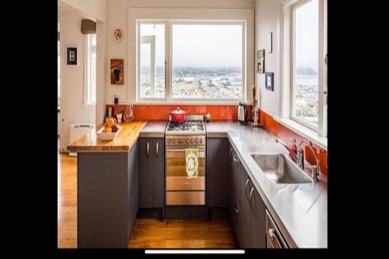 Photo of property in 57 Rodrigo Road, Kilbirnie, Wellington, 6022