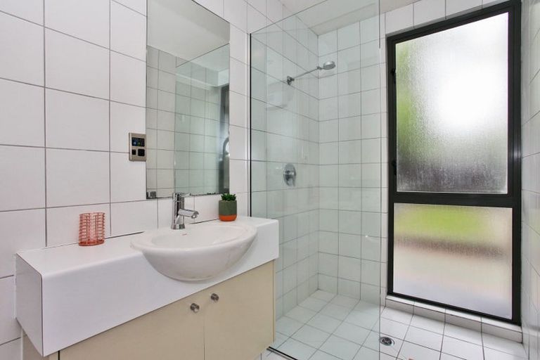 Photo of property in 19/868 Colombo Street, Christchurch Central, Christchurch, 8013