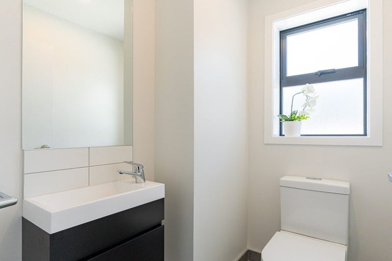 Photo of property in 450 Cambridge Terrace, Naenae, Lower Hutt, 5011