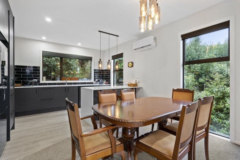 Photo of property in 61a Riverstone Drive, Riverstone Terraces, Upper Hutt, 5018