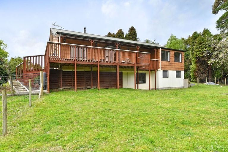 Photo of property in 15 Ashton Warner Way, Whitemans Valley, Upper Hutt, 5371