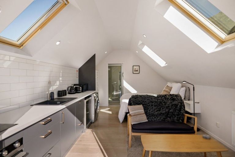 Photo of property in 34 Copper Beech Avenue, Frankton, Queenstown, 9300