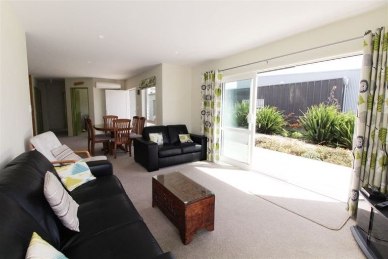 Photo of property in 12 Chambers Street, Kakanui, Oamaru, 9495