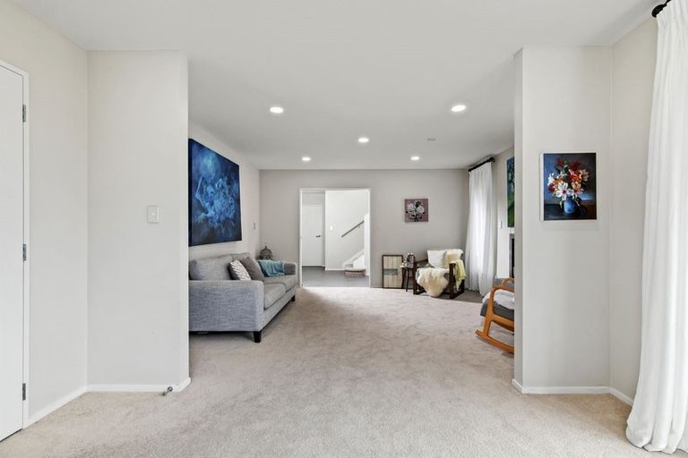 Photo of property in 30c Schnapper Rock Road, Schnapper Rock, Auckland, 0632