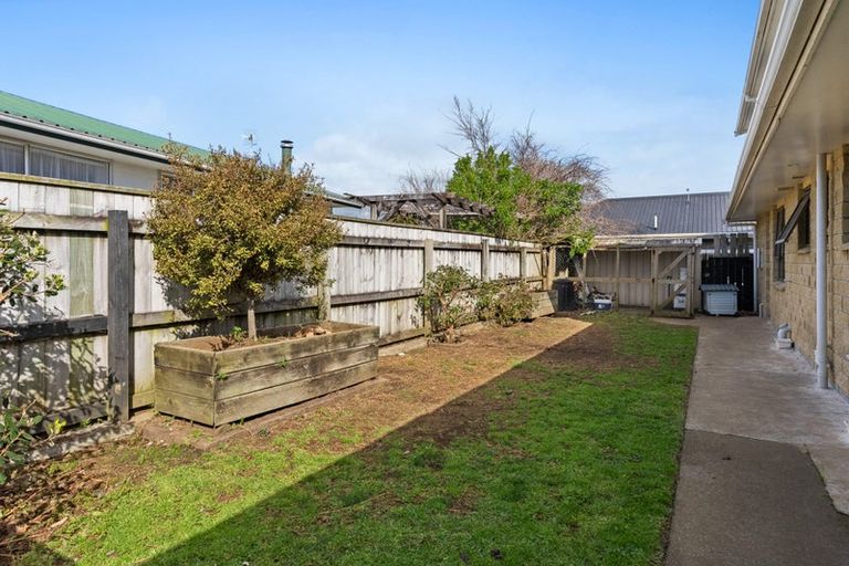 Photo of property in 10 Dillon Drive, Bell Block, New Plymouth, 4312