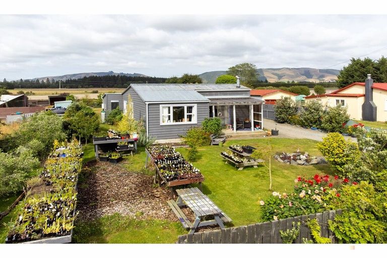 Photo of property in 12 James Street, Waimate, 7980