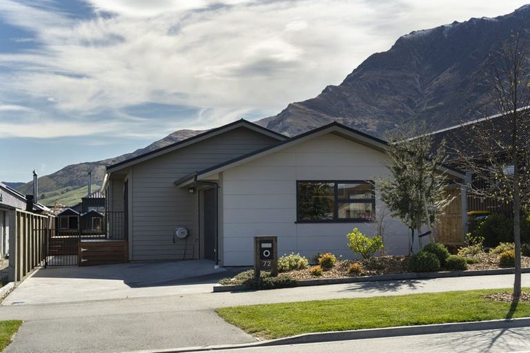 Photo of property in 72 Jack Hanley Drive, Jacks Point, Queenstown, 9371