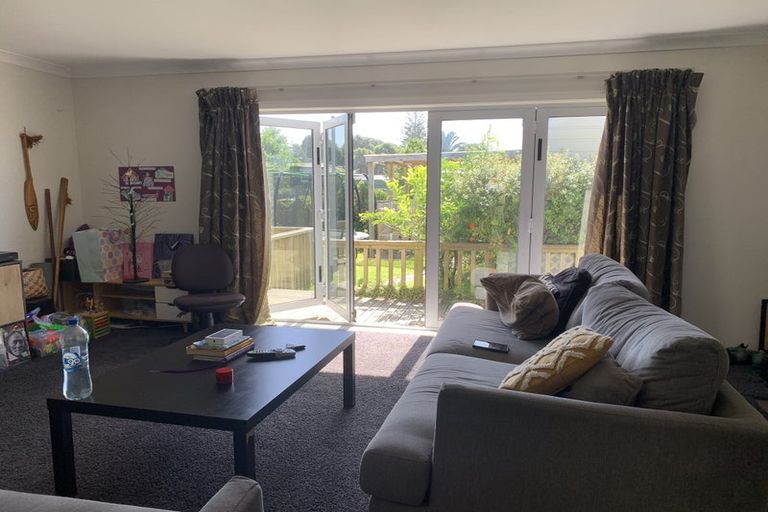 Photo of property in 46 Moana Street, Otaki Beach, Otaki, 5512