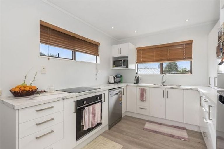 Photo of property in 7 Tupelo Street, Pukete, Hamilton, 3200