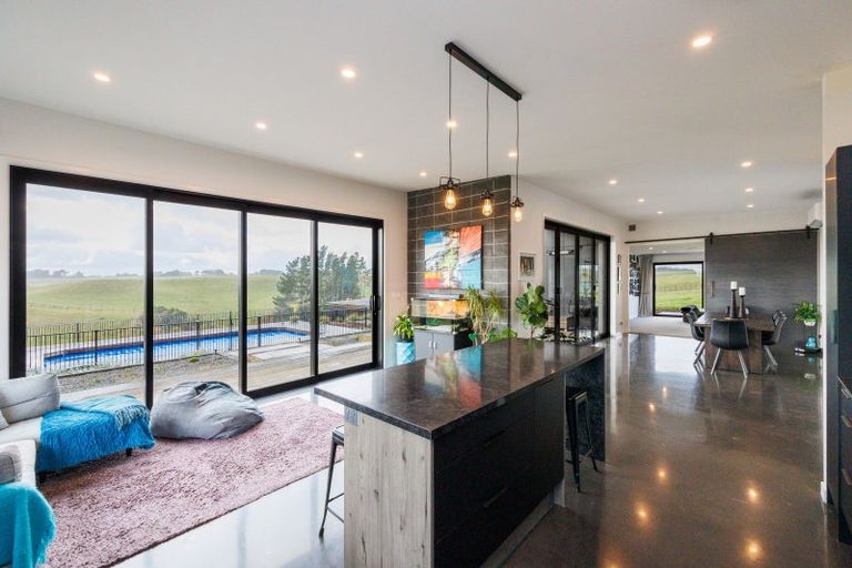 Photo of property in 57 Beechwood Road, Feilding, 4779