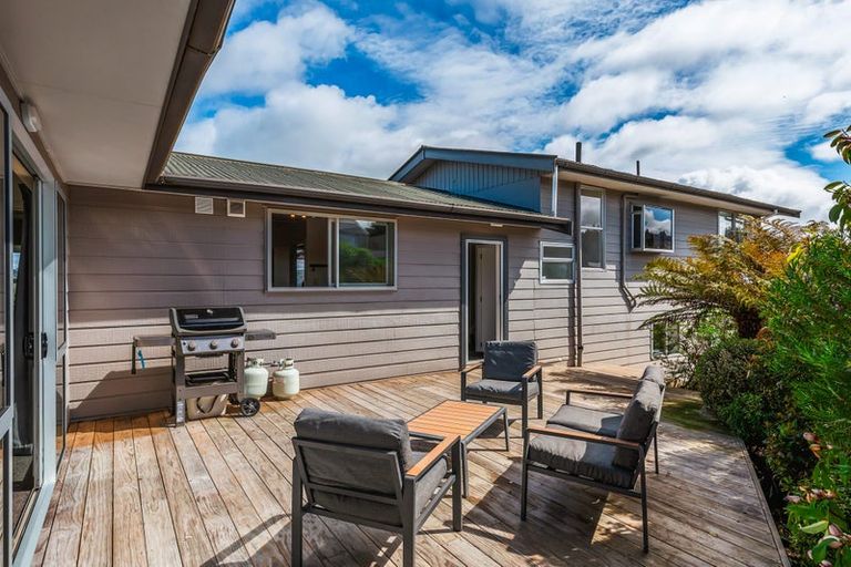 Photo of property in 5 Arrowsmith Avenue, Waipahihi, Taupo, 3330