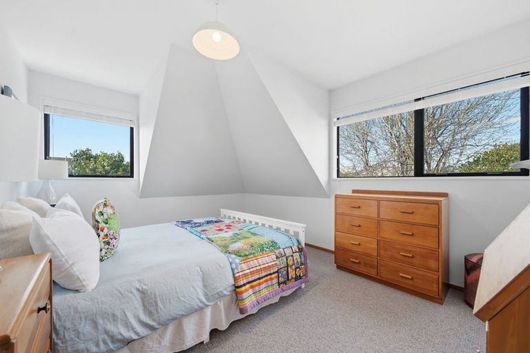 Photo of property in 1 Clotilda Place, Bishopdale, Christchurch, 8053
