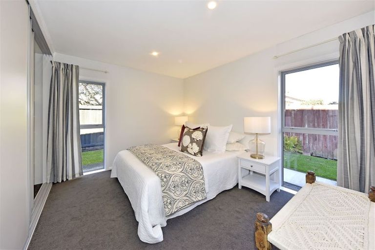 Photo of property in 2/9a Norfolk Street, St Albans, Christchurch, 8052