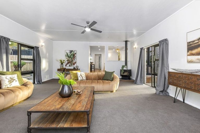 Photo of property in 5 Rakino Avenue, Manly, Whangaparaoa, 0930