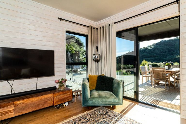 Photo of property in 380 Whaanga Road, Raglan, 3297