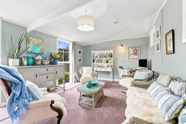 Photo of property in 8a Tirimoana Place, Otamatea, Whanganui, 4501