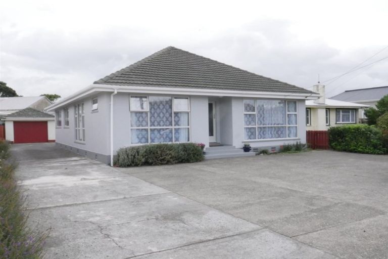 Photo of property in 18 Grey Street, Hawera, 4610