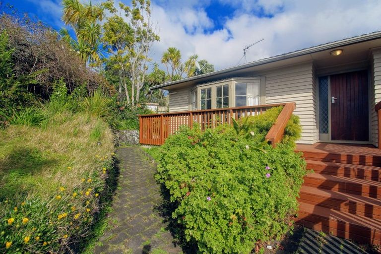 Photo of property in 37 Mountbatten Avenue, Hillcrest, Auckland, 0627