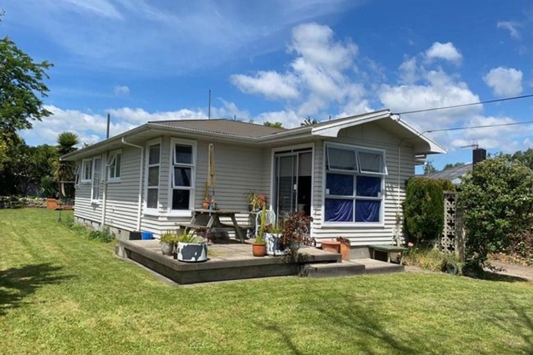 Photo of property in 14 Nimon Street, Havelock North, 4130
