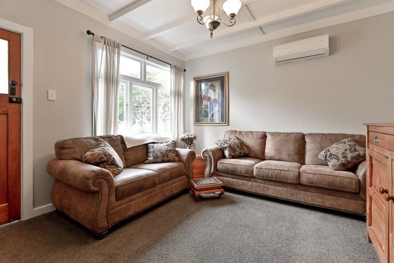 Photo of property in 207 Murdoch Road East, Akina, Hastings, 4122