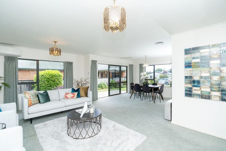 Photo of property in 4 Mews Place, Forest Lake, Hamilton, 3200